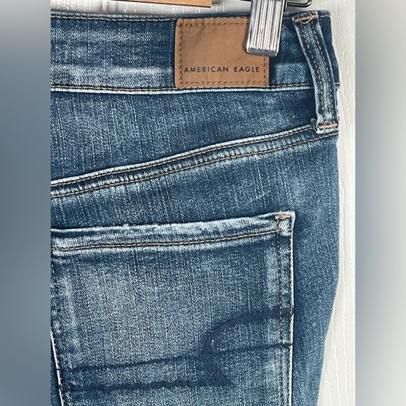American Eagle Outfitters Blue Distressed Hi Rise Shorties Size 6 - Picture 6 of 10
